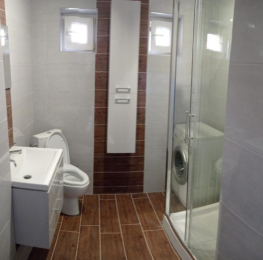 Hostel Wisniowa 55 Breslavia Esterno foto